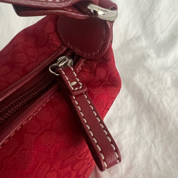 đź‘‘âś…PRICE FIRMâś… COACH Red Monogram Handbag - Picture 6 of 16